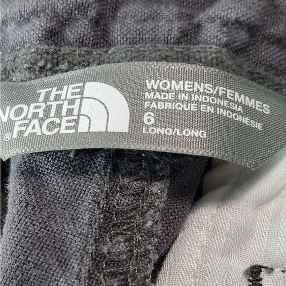 The North Face Charcoal Gray Shorts - Picture 5 of 5